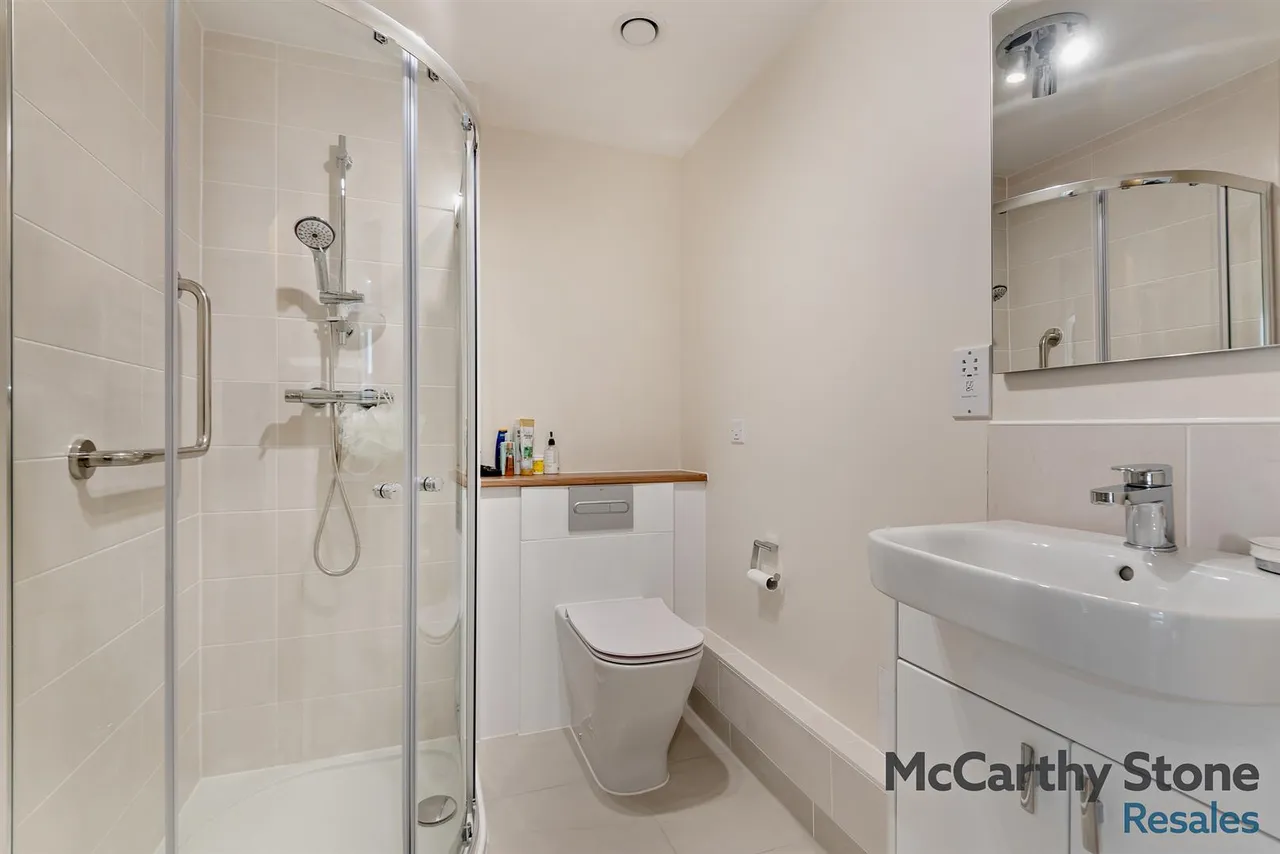 Orchard Lane, Alton, GU34, photo 11