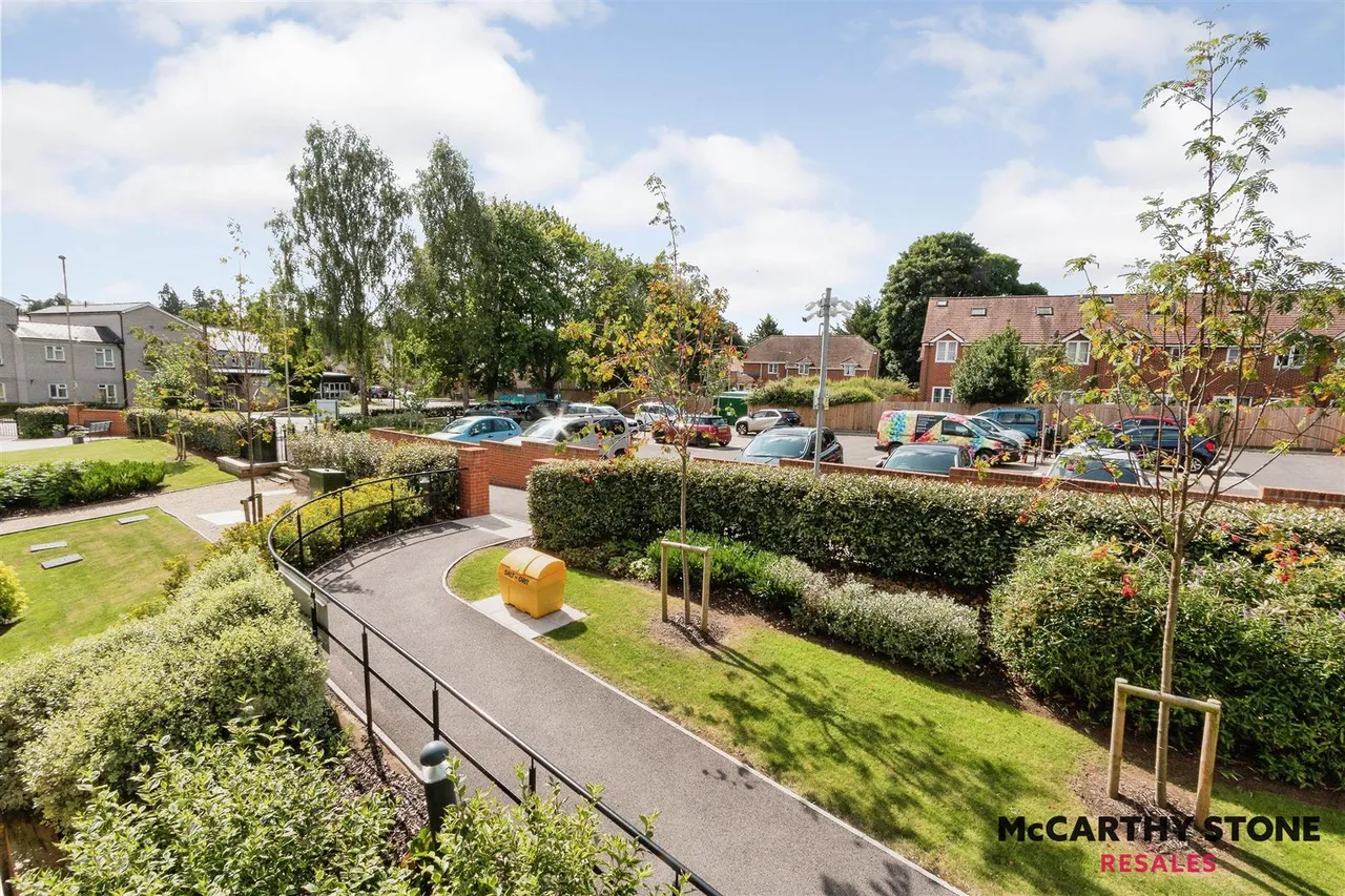 Orchard Lane, Alton, GU34, photo 16