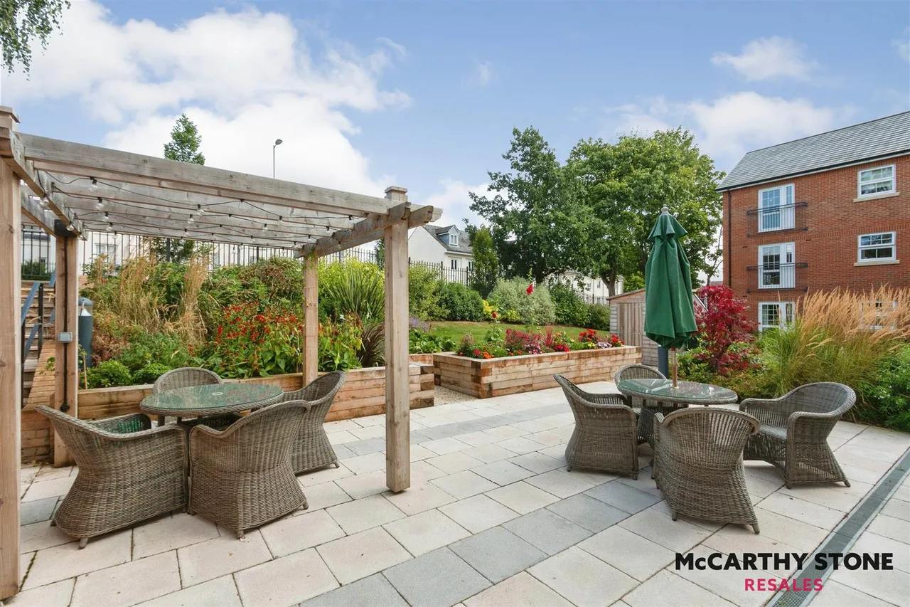 Orchard Lane, Alton, GU34, photo 22