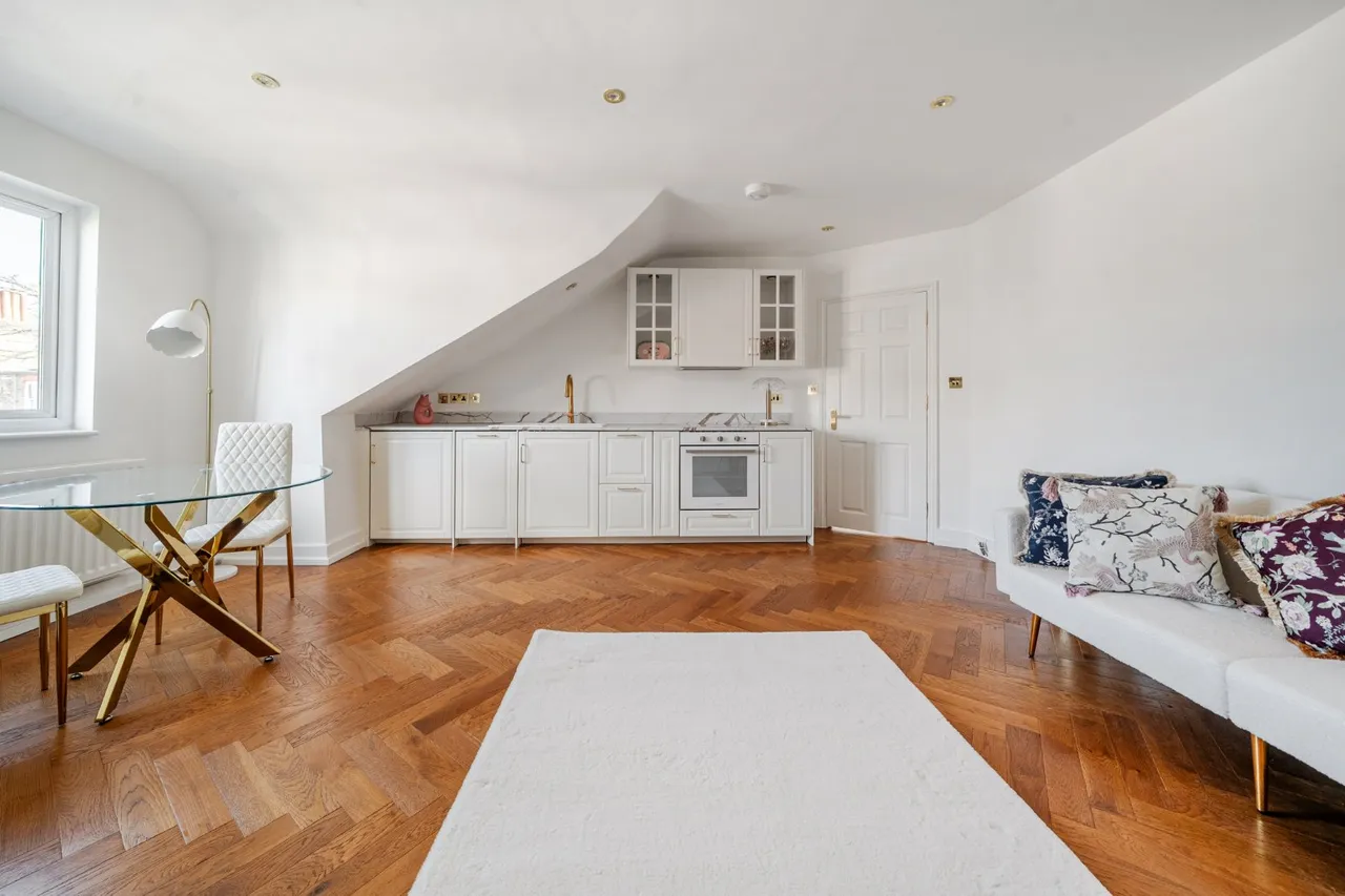 Ennismore Avenue, Chiswick, London, W4, photo 8