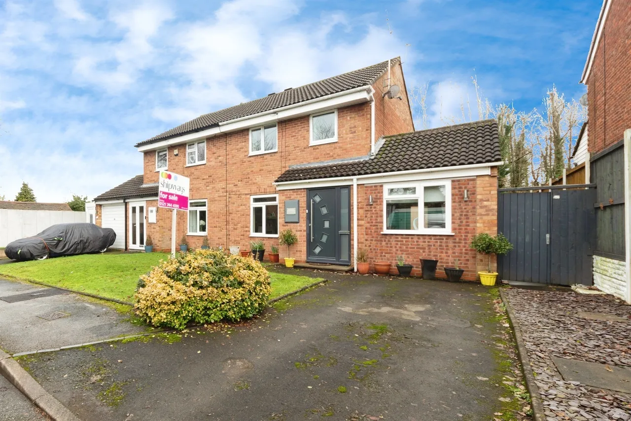 3 bed house for sale — Arlescote Road, Solihull