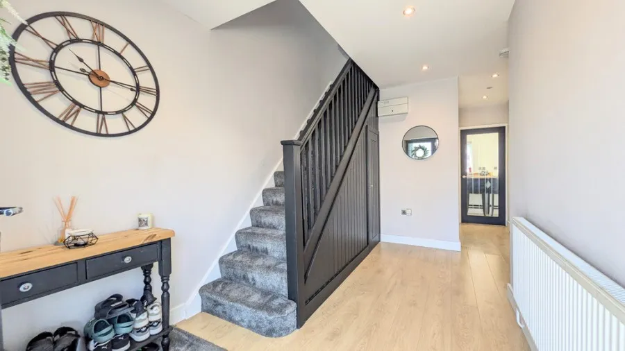 Worcester Close, Heolgerrig, photo 6