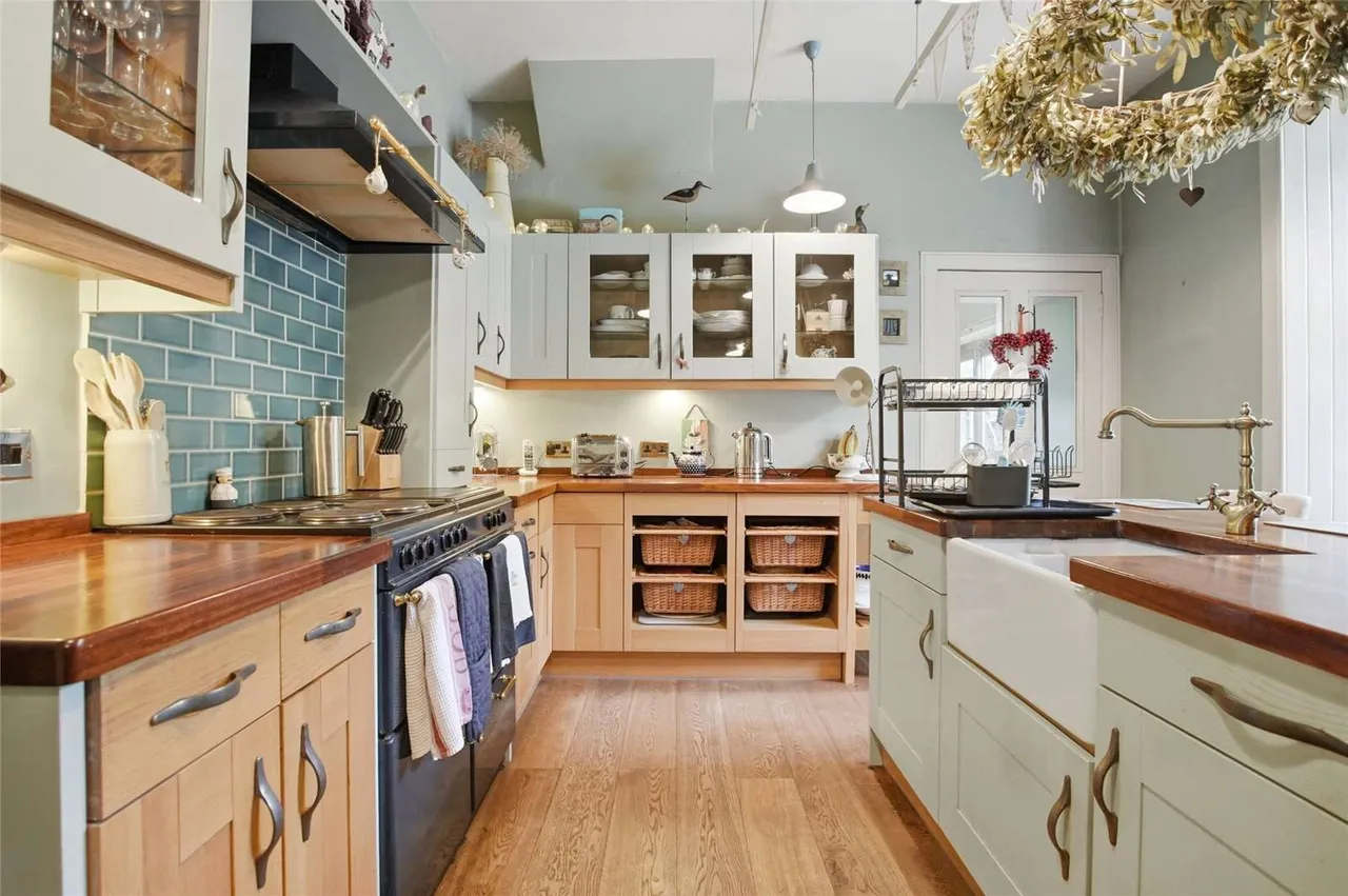 Creag Darach, Lochard Road, Aberfoyle, Stirling, FK8 3TD, photo 6