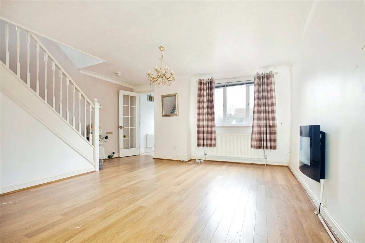 Jones Square, Selsey, PO20, photo 5