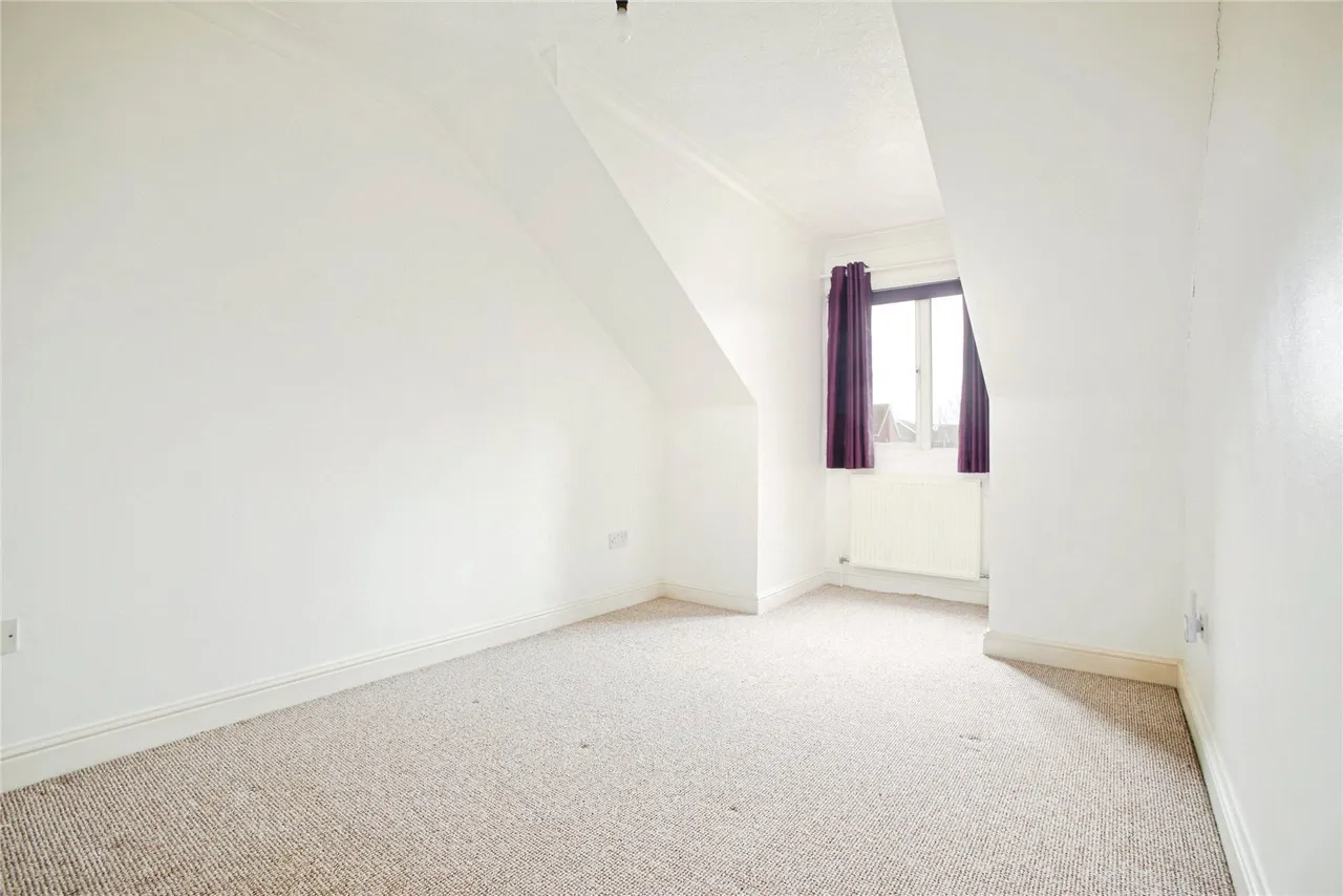 Jones Square, Selsey, PO20, photo 16