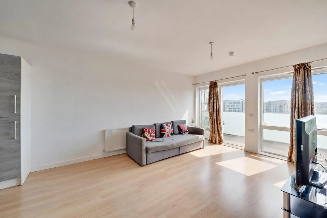 Lakeside Drive, Park Royal, NW10, photo 5