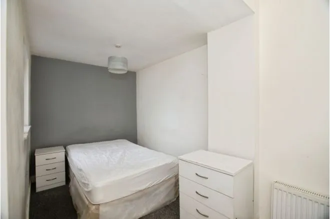 Queensberry Road, Burnley, BB11, photo 13