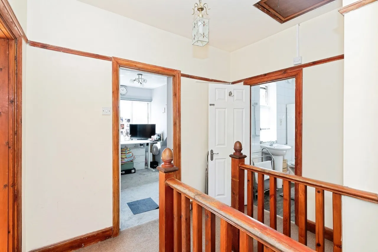Brantwood Gardens, Ilford, IG4, photo 10