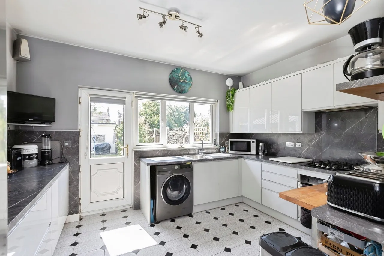 Brantwood Gardens, Ilford, IG4, photo 8