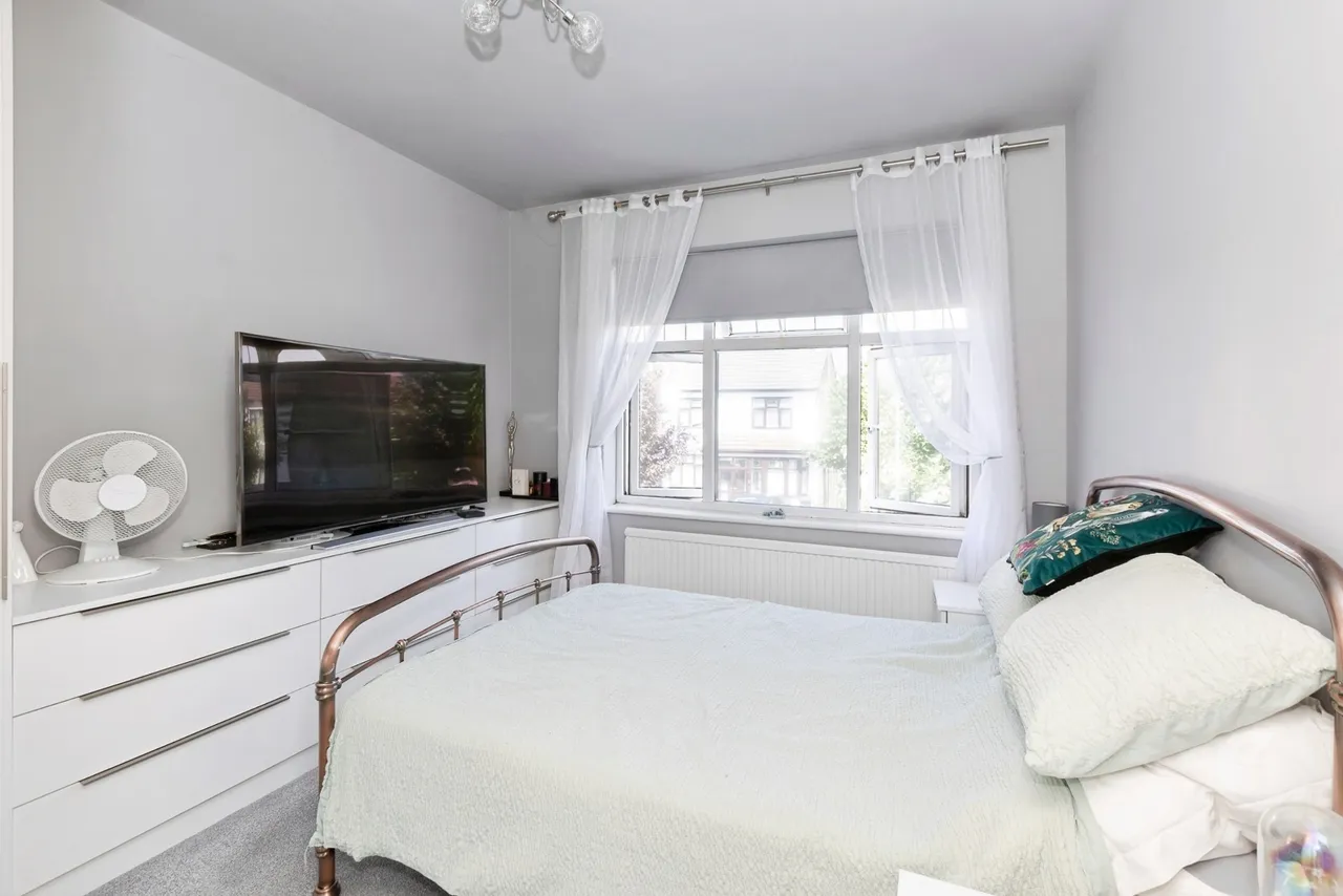 Brantwood Gardens, Ilford, IG4, photo 11