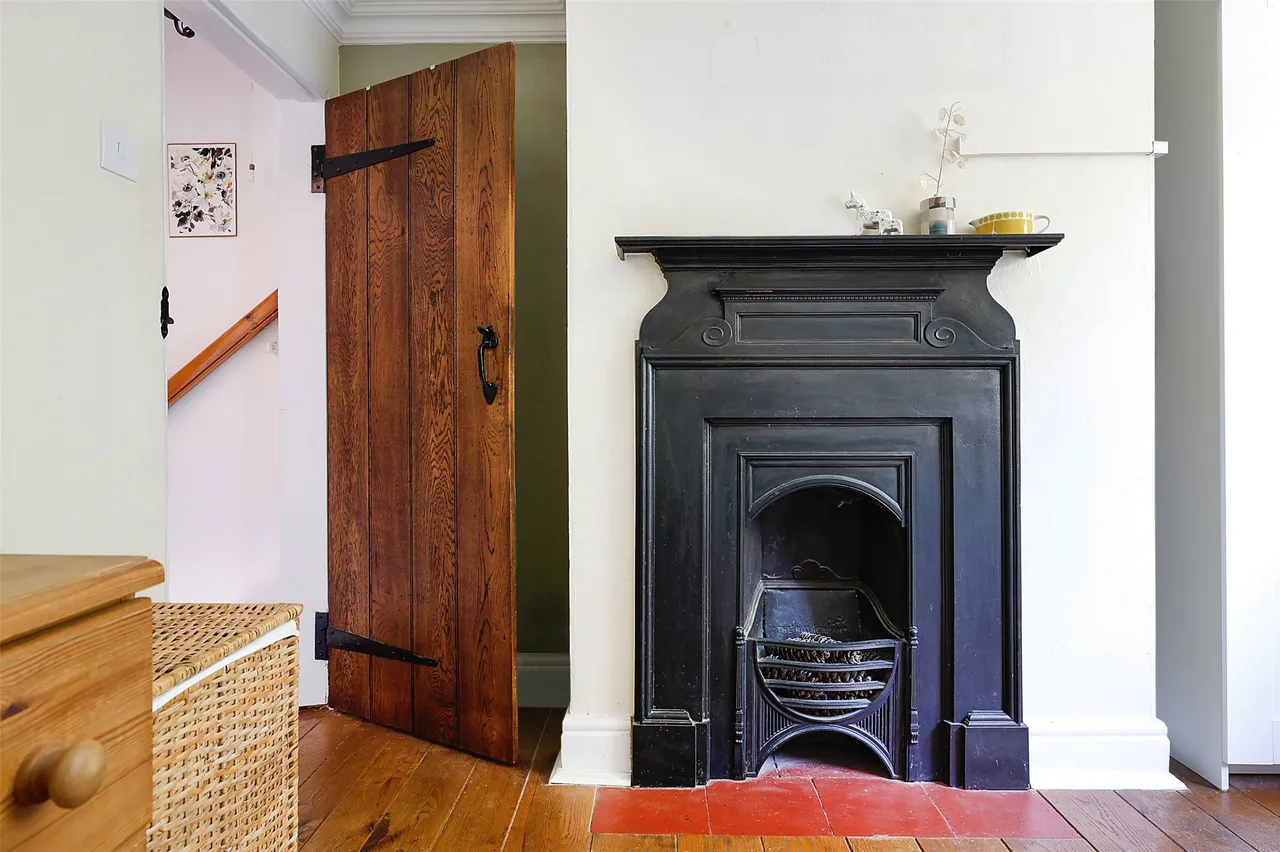 Coles Lane, Capel, RH5, photo 11