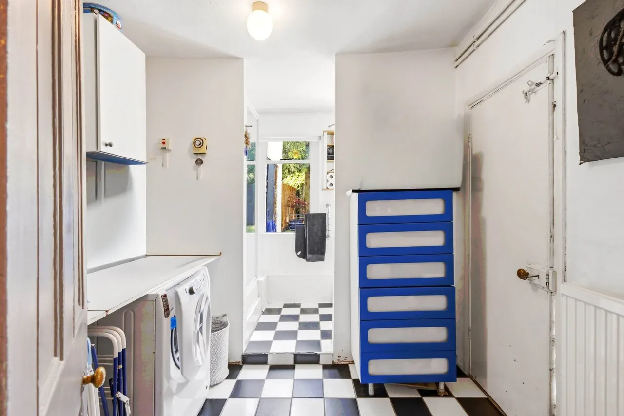 Holly Park Road, London, N11 3HB, photo 12