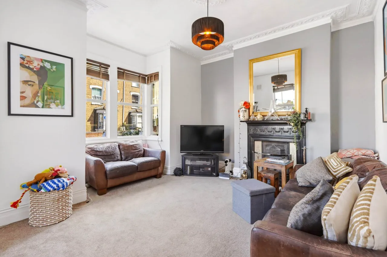 Holly Park Road, London, N11 3HB, photo 2