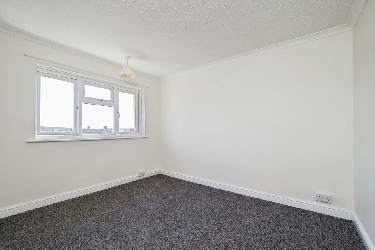 Thistledown Road, Clifton, Nottingham, NG11, photo 11