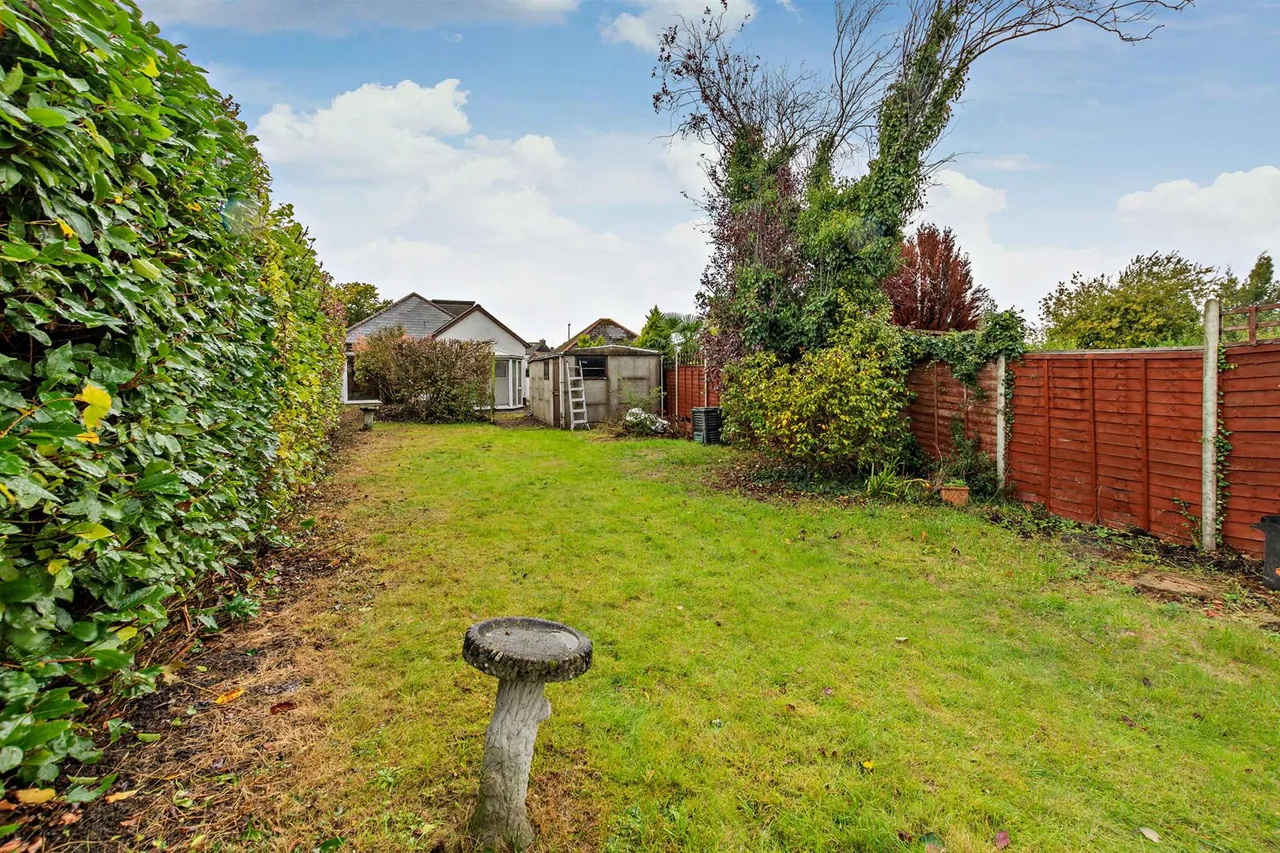 Sutton Road, Maidstone, photo 21