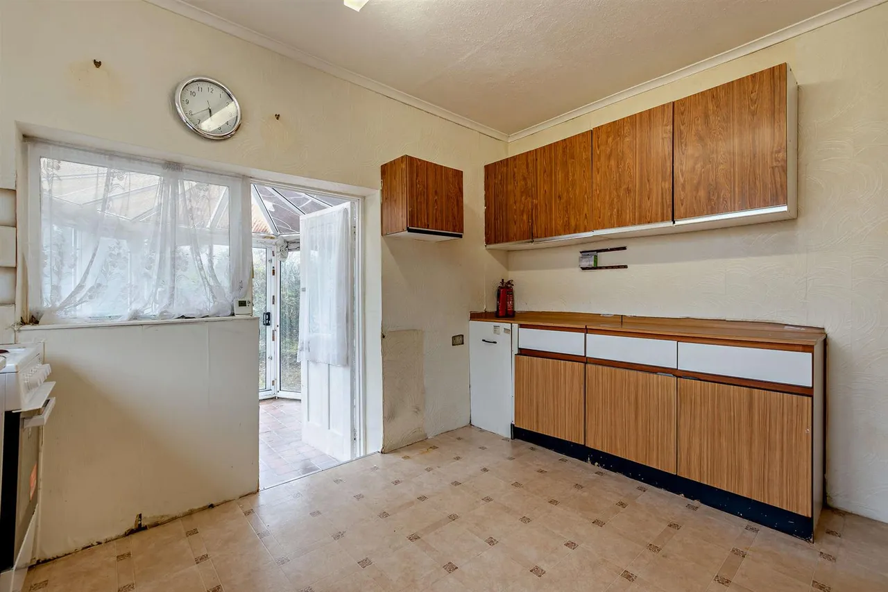 Sutton Road, Maidstone, photo 5