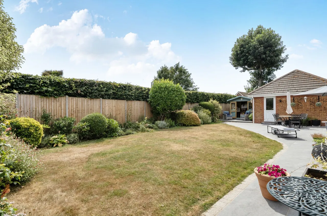 Woodstock Gardens, Aldwick, PO21, photo 23