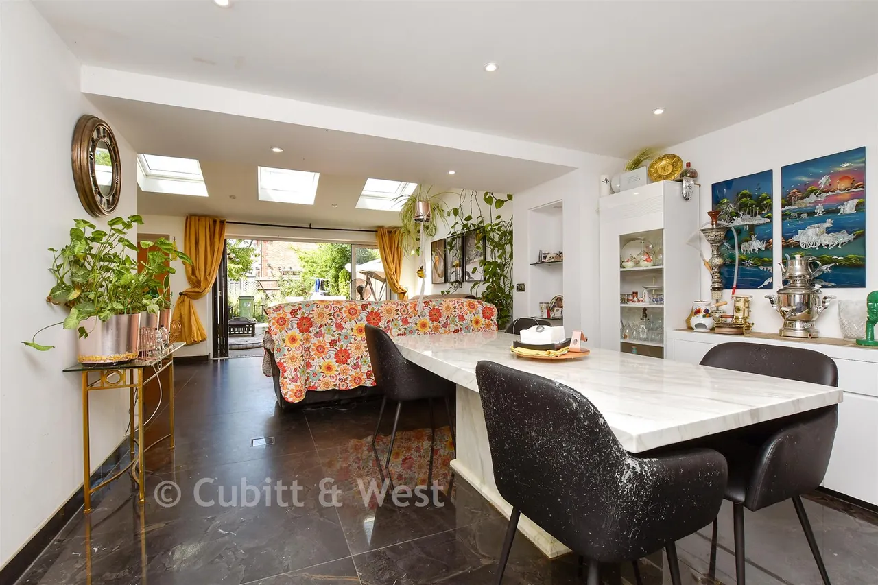 Elmwood Close, Wallington, SM6, photo 7