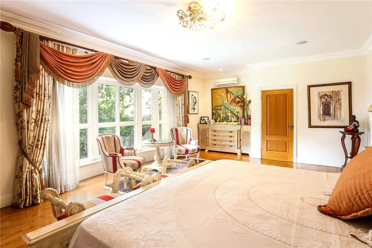 Copse Close, Northwood, Middlesex, HA6 2XG, photo 9