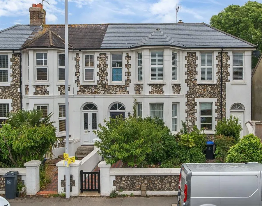 South Street, Tarring, BN14, photo 2