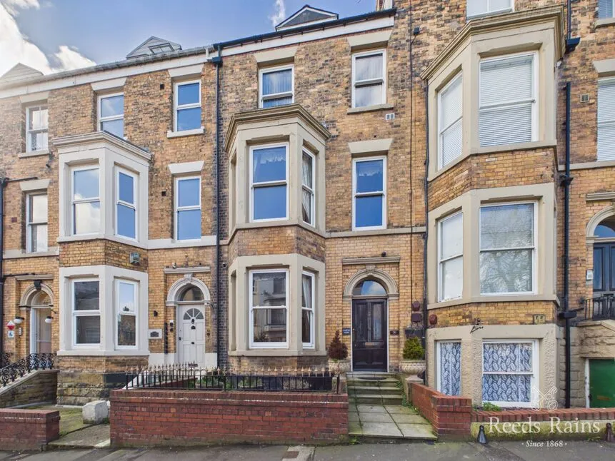 5 bed house for sale, Albemarle Crescent, Scarborough, YO11