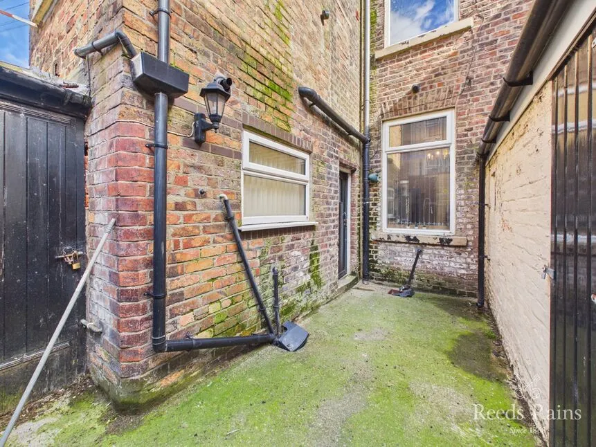 Albemarle Crescent, Scarborough, YO11, photo 8