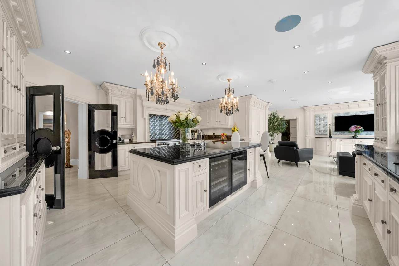 Woodland Way, Kingswood, Surrey, photo 5