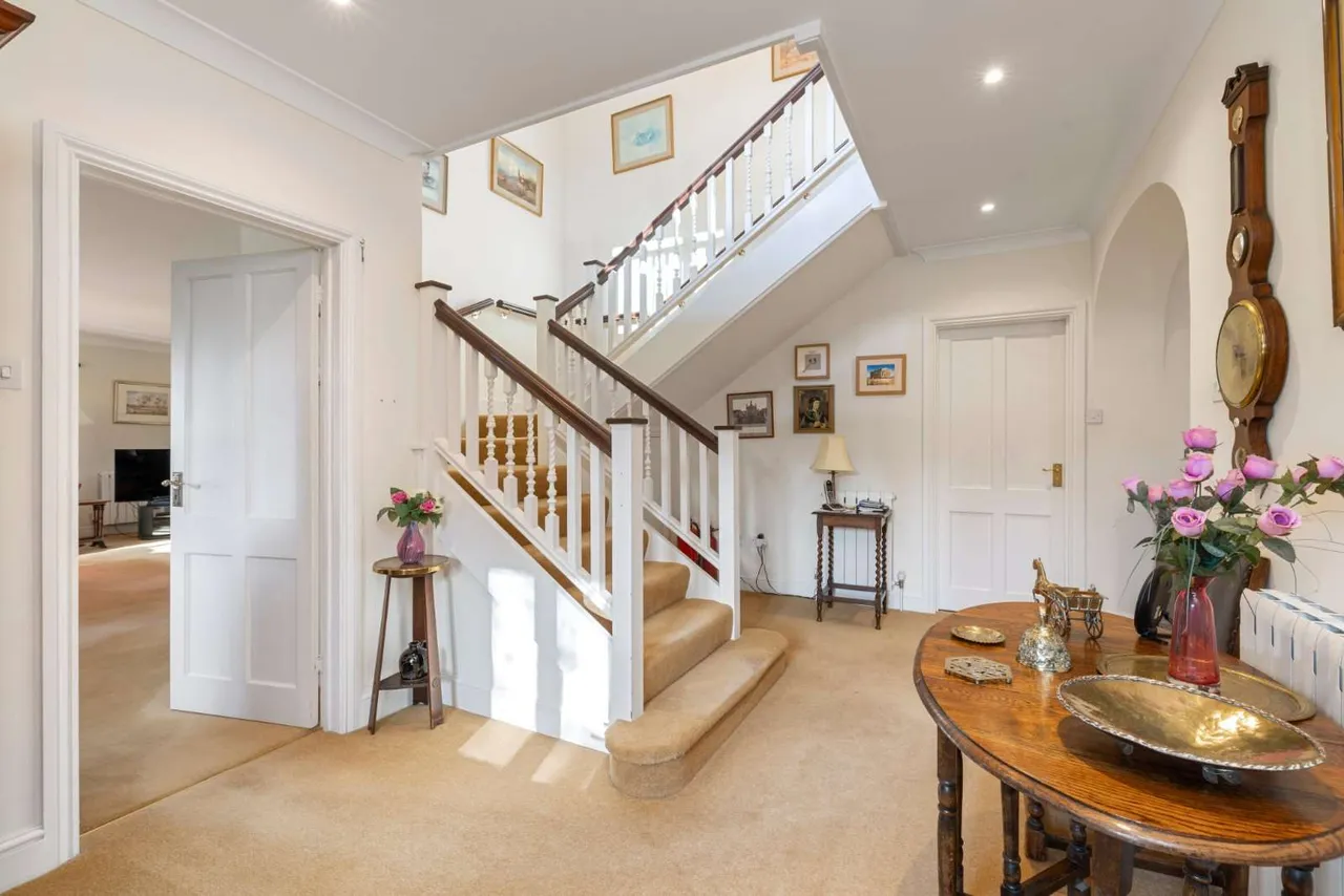 Woolmer Lane, Bramshott, Liphook, Hampshire, GU30 7RD, photo 11