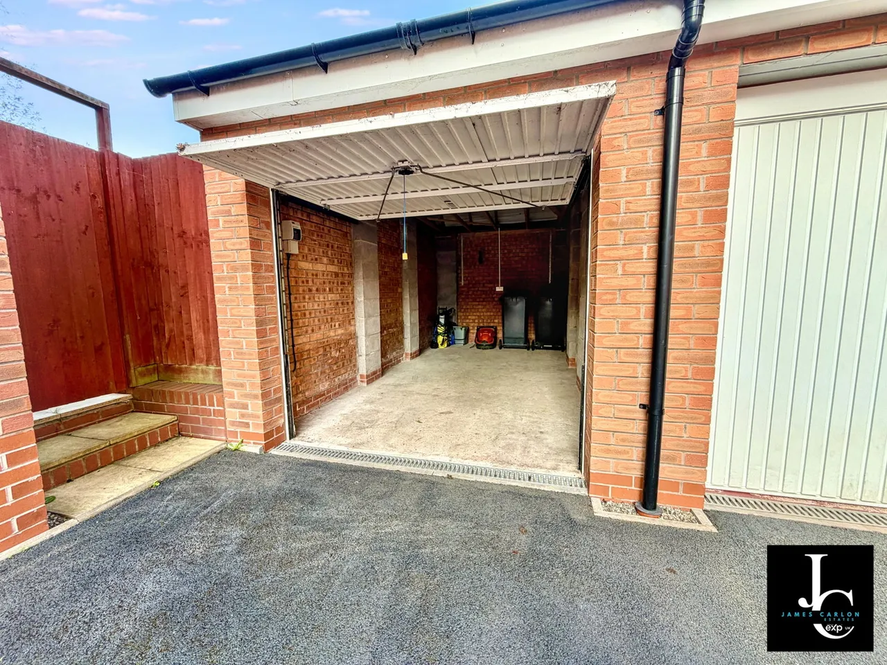 St. Georges Avenue, St. Georges, TF2, photo 9