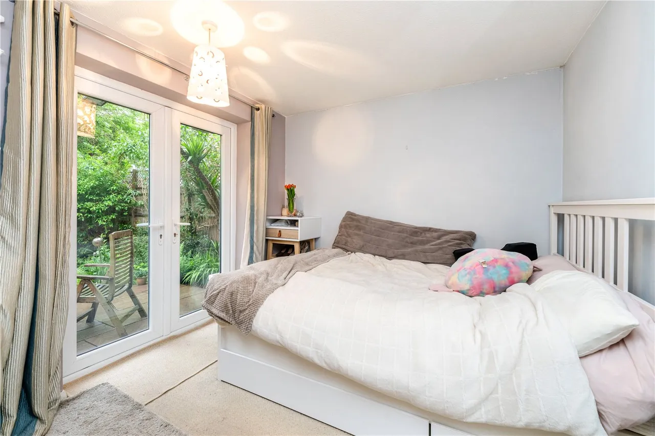 Downside, Strawberry Hill, Twickenham, TW1 4QD, photo 5