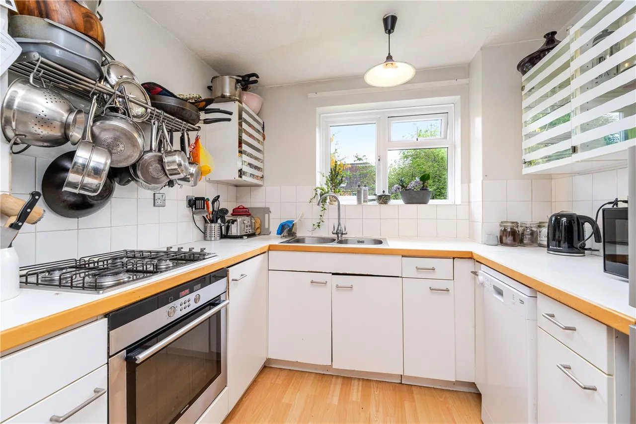 Downside, Strawberry Hill, Twickenham, TW1 4QD, photo 4