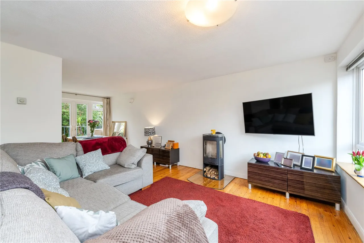 Downside, Strawberry Hill, Twickenham, TW1 4QD, photo 3
