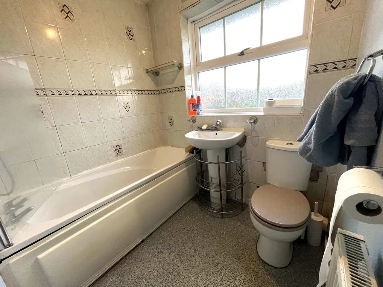 Thurloe Crescent, Rubery, photo 12
