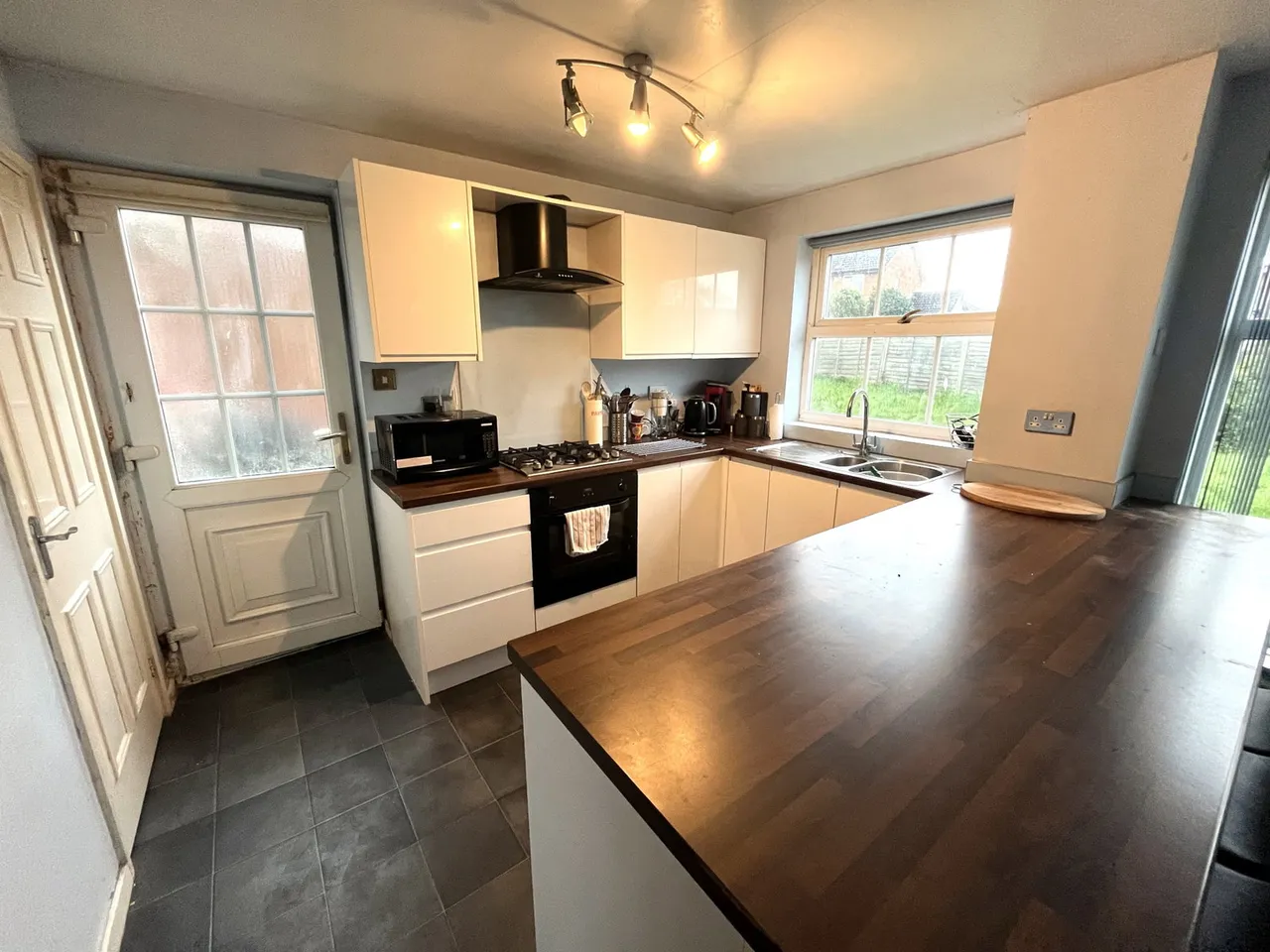 Thurloe Crescent, Rubery, photo 9