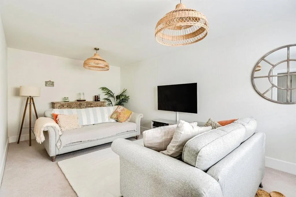 Olivers Close, WITNEY, Oxfordshire, OX29, photo 5
