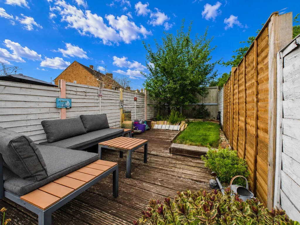 Wing Road, Leighton Buzzard, LU7 2NL, photo 5