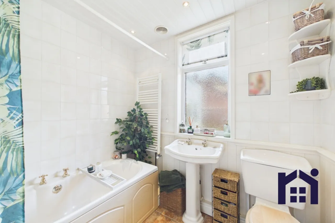 Tincklers Lane, Eccleston, Chorley, PR7 5QU, photo 14