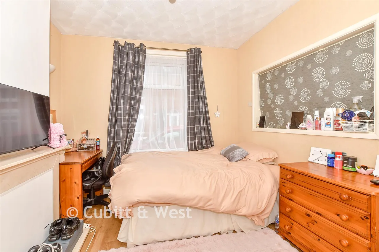 Eton Road, Southsea, PO5, photo 6