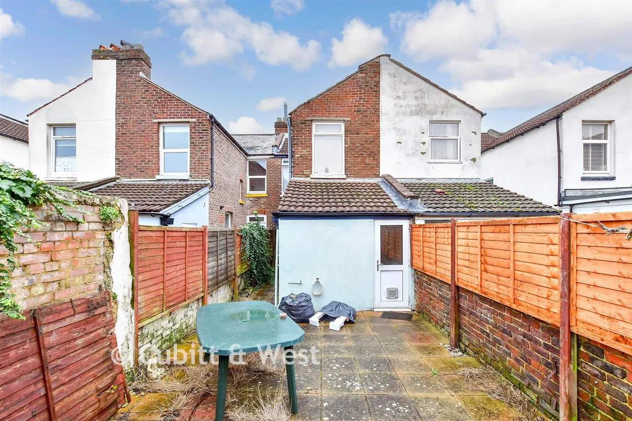 Eton Road, Southsea, PO5, photo 10