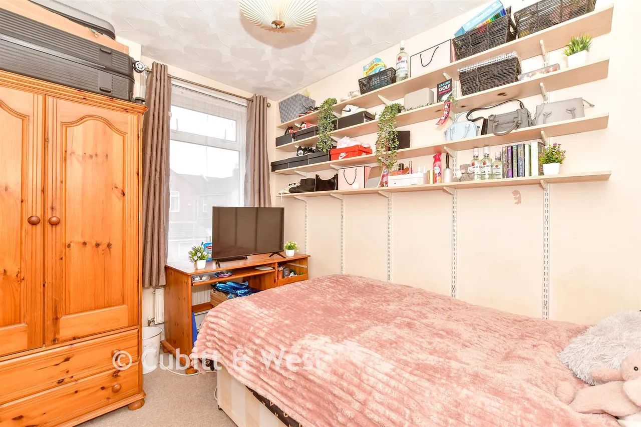Eton Road, Southsea, PO5, photo 8