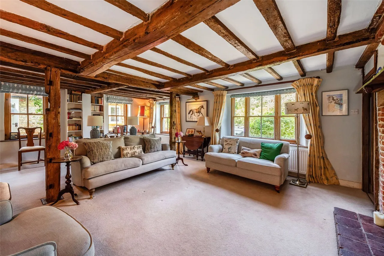 East Street, Amberley, BN18, photo 10