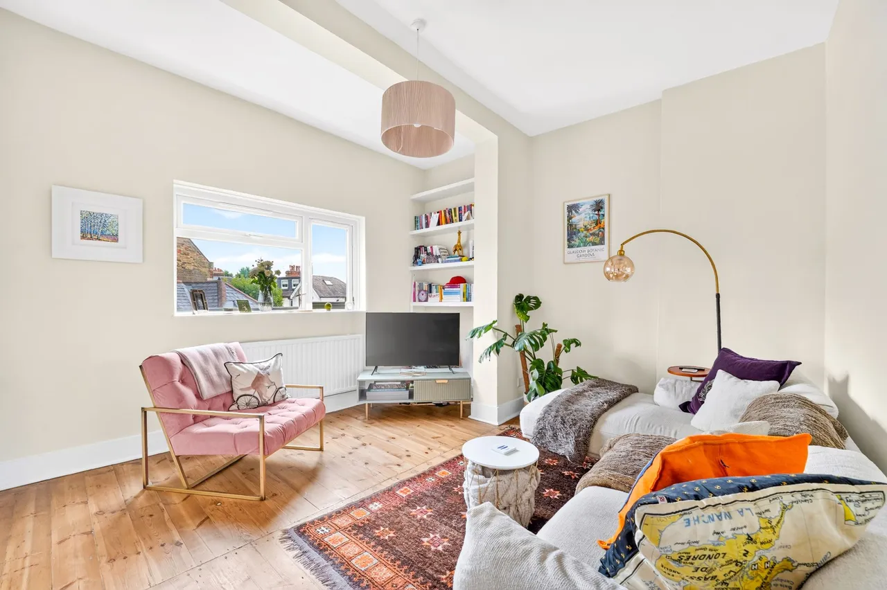 Ferme Park Road, London, N4, photo 2