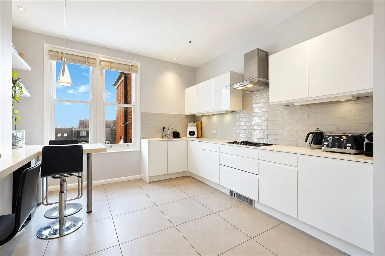 Hillfield Road, West Hampstead, London, NW6, photo 12