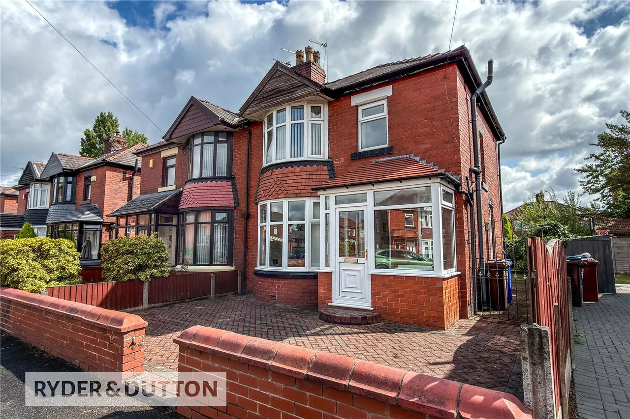 Southerly Crescent, New Moston, M40, photo 17