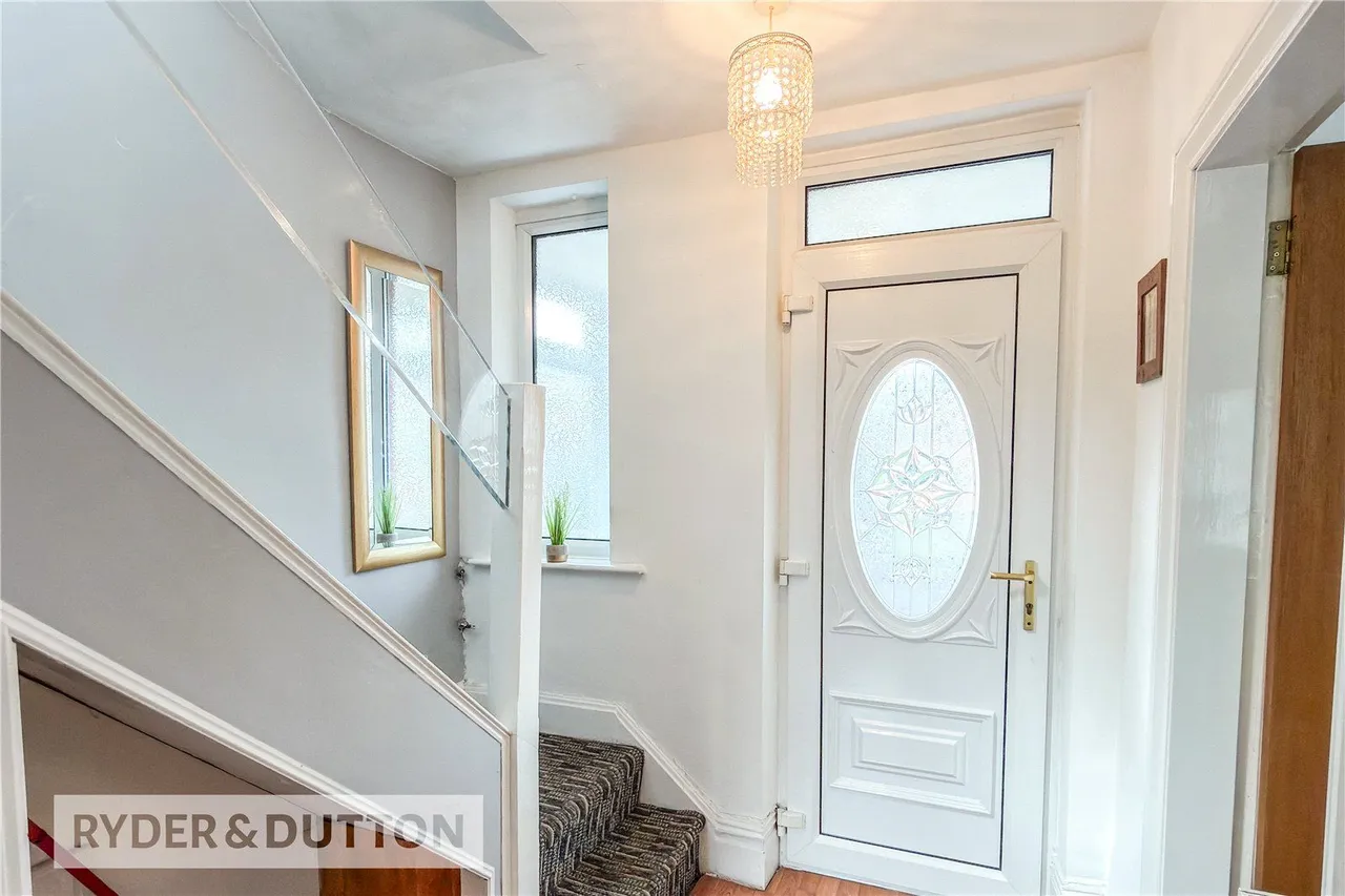 Southerly Crescent, New Moston, M40, photo 2