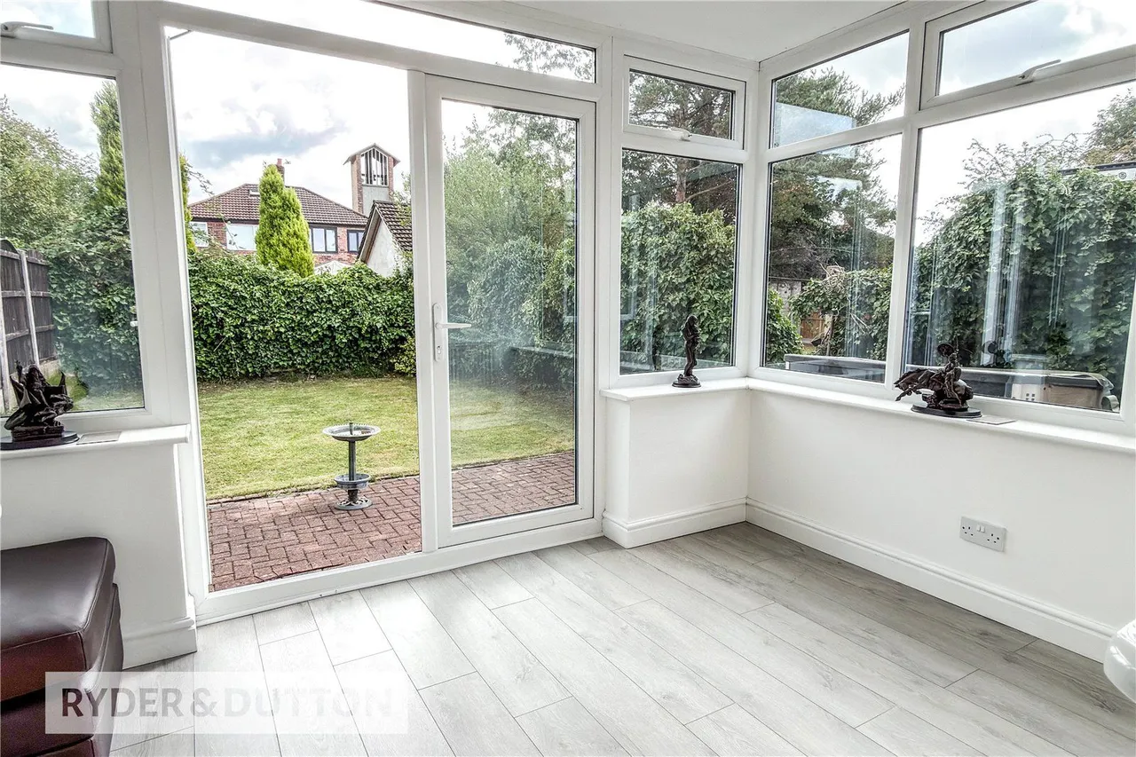 Southerly Crescent, New Moston, M40, photo 7