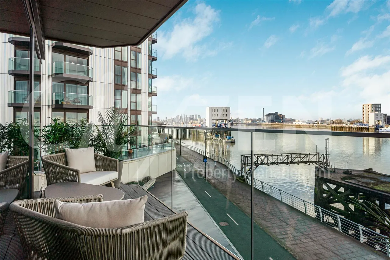Brigadier Walk, London, SE18, photo 9