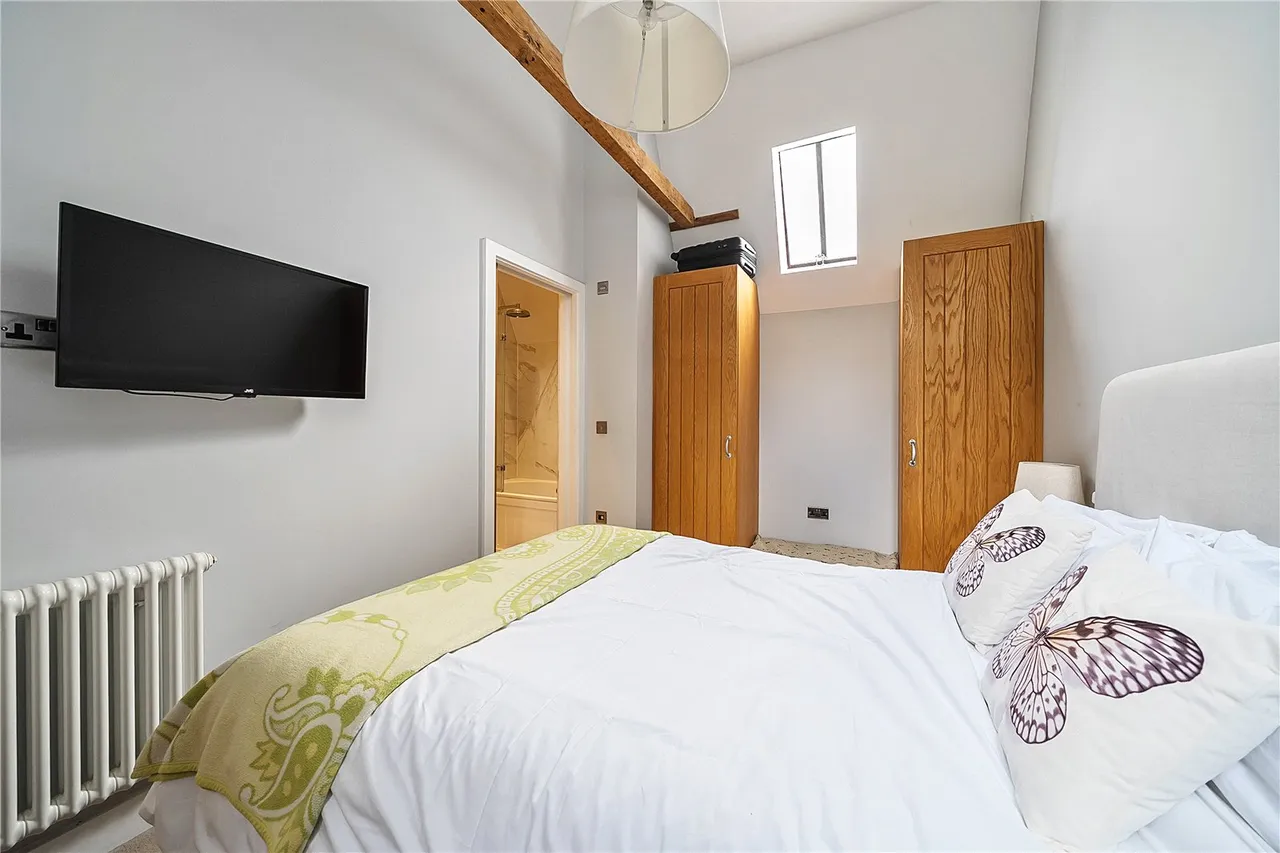 Ryebridge Lane, Upper Froyle, GU34, photo 10