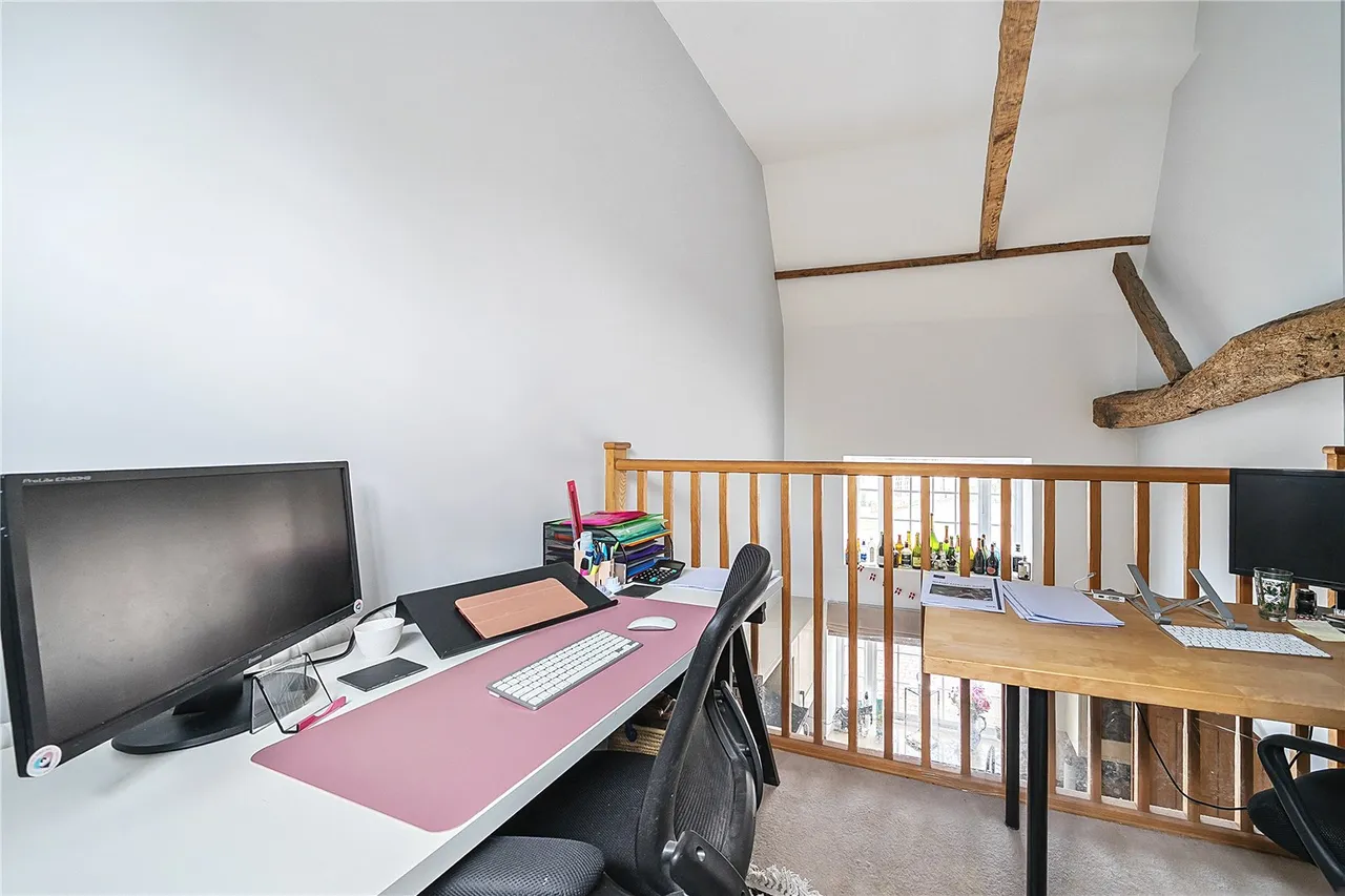 Ryebridge Lane, Upper Froyle, GU34, photo 9
