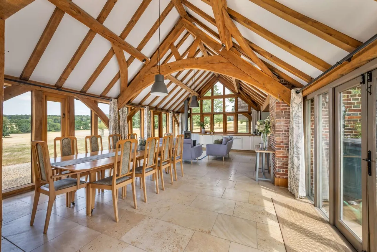 Downs Road, West Stoke, PO18, photo 8
